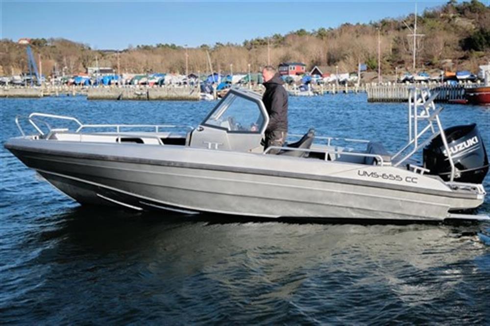 UMS BoatsUMS 655 DC