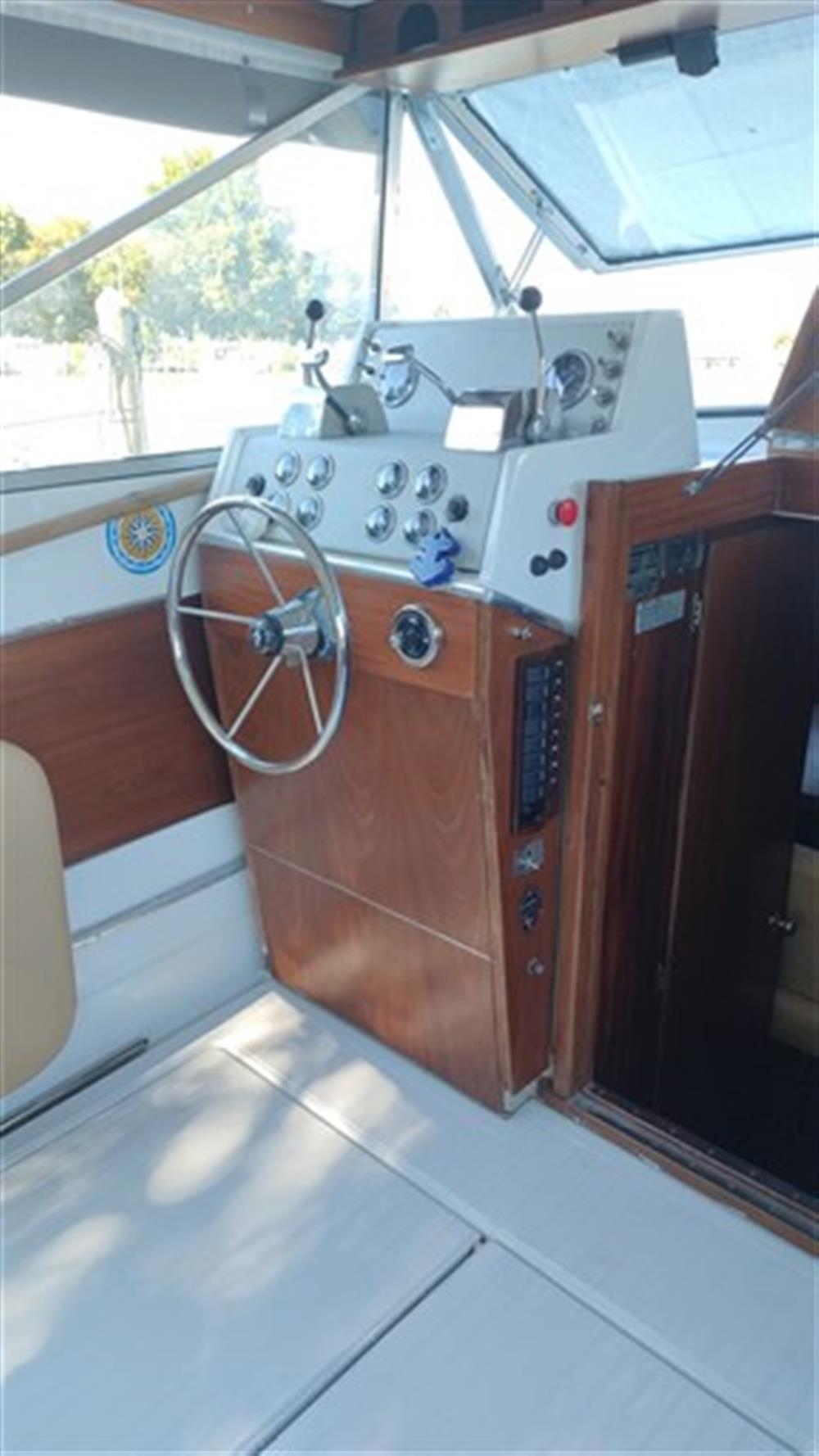 Chris Craft Chris Craft 31 COMMANDER